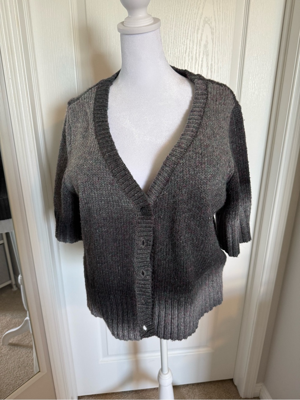 Gray V-Neck Short Sleeve Knit Cardigan Sweater